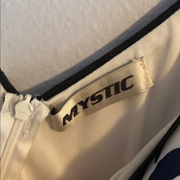 Song Dedication Dress - Picture 3 of 8